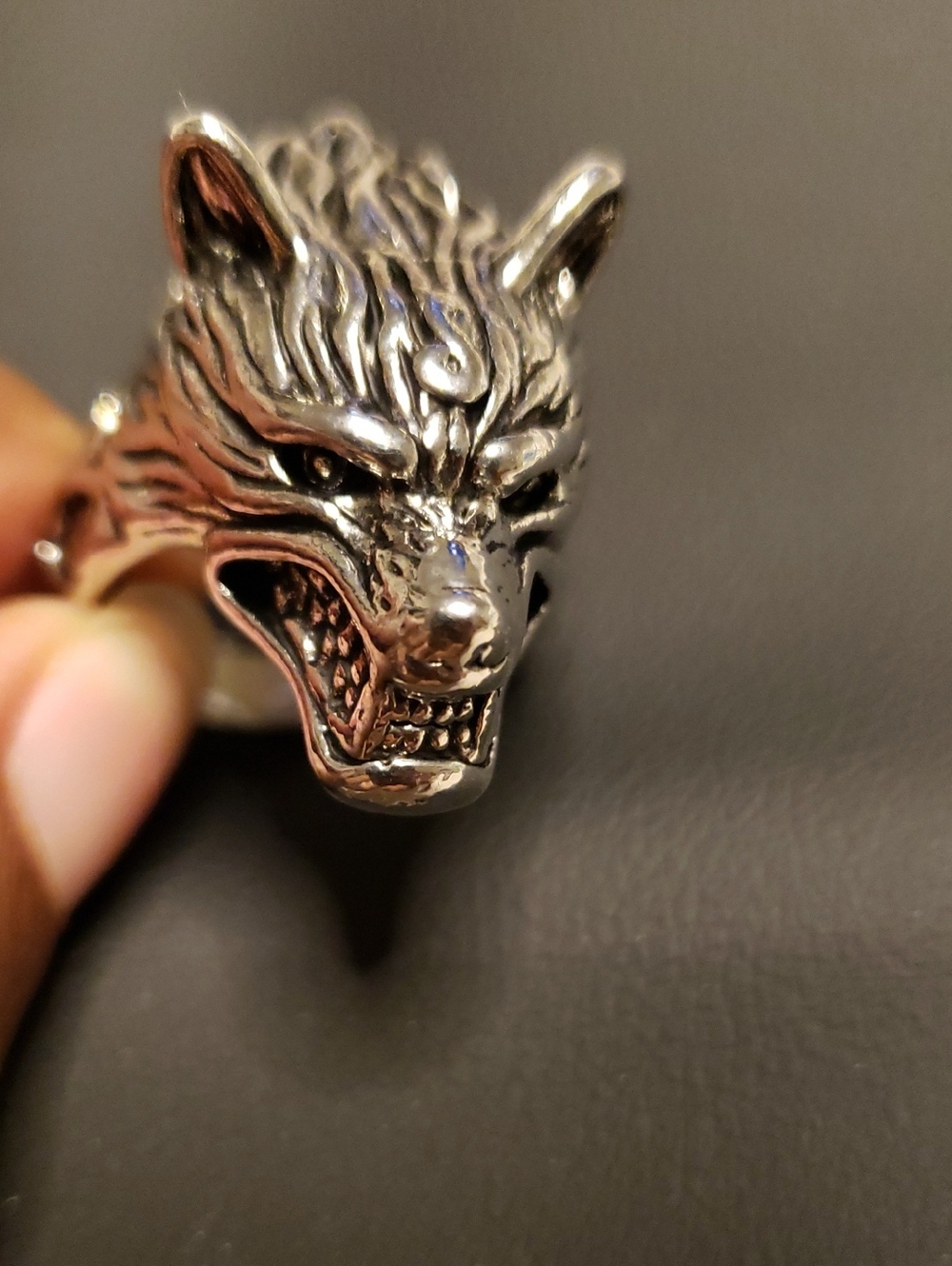Silver Wolf Head Men's Statement Ring - Silver